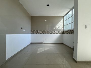 CASA EN VENTA EN LA HERENCIA 3022, ZONA SANTIAGO M OMOXPAN