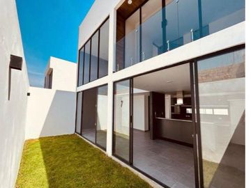 CASA EN VENTA EN PARQUE MALTA, LOMAS DE ANGELOPOLIS, PUEBLA