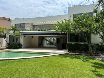 Casa en Las Quintas