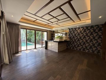 Casa en venta de 4 recámaras en privada con amenidades en Santa Gertrudis Copo, Mérida.