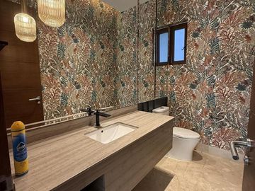 Casa en venta de 4 recámaras en privada con amenidades en Santa Gertrudis Copo, Mérida.