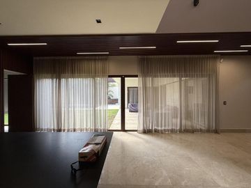 Casa en venta de 4 recámaras en privada con amenidades en Santa Gertrudis Copo, Mérida.