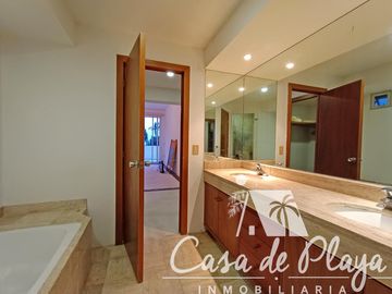 Villa en  venta Xcaret campo de golf Vidanta Acapulco Diamante