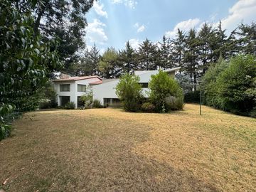 Casa en  Venta o Renta en el exclusivo fraccionamiento Ex Hacienda San Martin