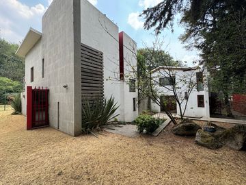 Casa en  Venta o Renta en el exclusivo fraccionamiento Ex Hacienda San Martin