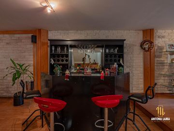 Casa en venta en Arboledas de San Ignacio, con cuatro habitaciones