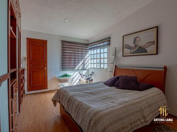 Casa en venta en Arboledas de San Ignacio, con cuatro habitaciones
