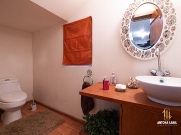 Casa en venta en Arboledas de San Ignacio, con cuatro habitaciones