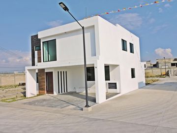Casa en VENTA EN MEXICALZINGO