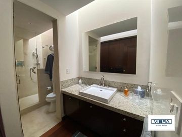 Magnífica residencia con alberca a la venta en las Lomas de Chapultepec, CDMX