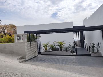 Venta Casa Lomas Corinto