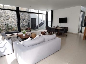 Venta Casa Lomas Corinto