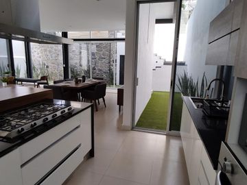Venta Casa Lomas Corinto