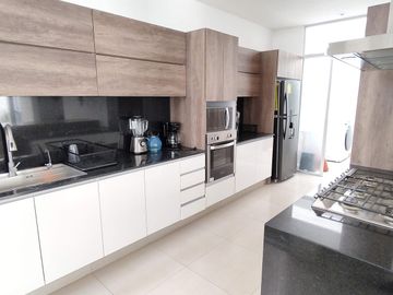 Venta Casa Lomas Corinto