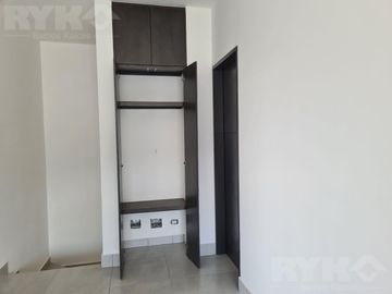 Casa - Fraccionamiento Altares Residencial
