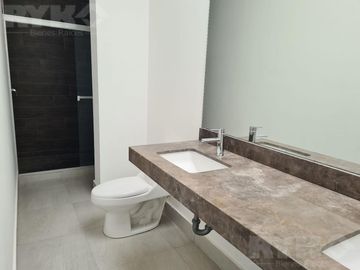 Casa - Fraccionamiento Altares Residencial