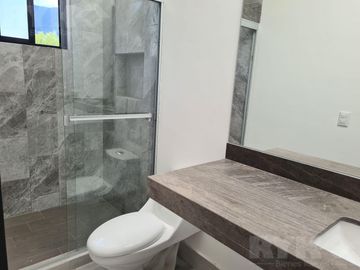 Casa - Fraccionamiento Altares Residencial