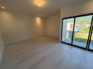 AMORADA PRIVADA RESIDENCIAL SANTIAGO NL