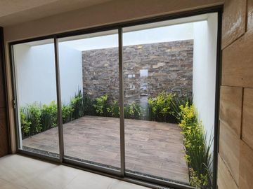 Casa en Venta  Altozano Fraccionamiento privado