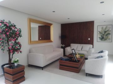 Casa en venta, Club de Golf San Carlos, Metepec, Edo. de México.