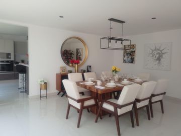 Casa en venta, Club de Golf San Carlos, Metepec, Edo. de México.