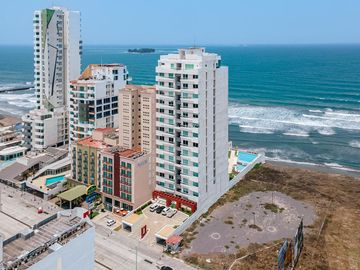 Departamento en venta en Fracc. Costa de Oro, Boca del Rio con salida al mar
