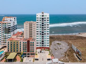 Departamento en venta en Fracc. Costa de Oro, Boca del Rio con salida al mar