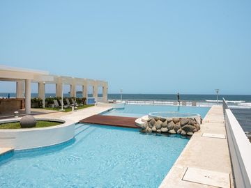 Departamento en venta en Fracc. Costa de Oro, Boca del Rio con salida al mar