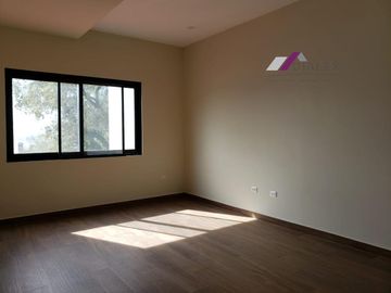 La Joya Privada Residencial -CARRETERA NACIONAL- Casa en Venta Monterrey Zona Sur