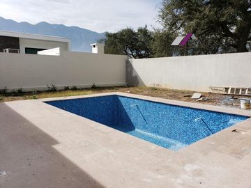 La Joya Privada Residencial -CARRETERA NACIONAL- Casa en Venta Monterrey Zona Sur