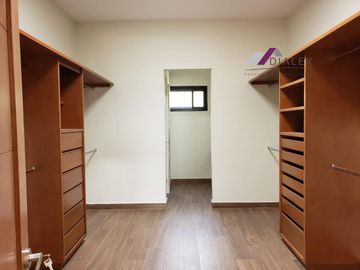 La Joya Privada Residencial -CARRETERA NACIONAL- Casa en Venta Monterrey Zona Sur