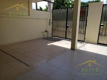 CASA EN VENTA COLONIA AMPLIACION DE LA UNIDAD NACIONAL