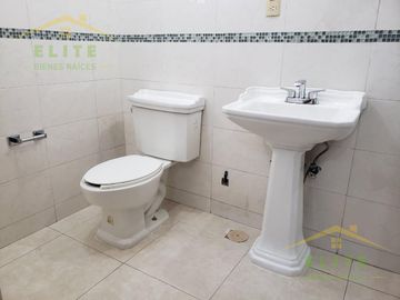 CASA EN VENTA COLONIA AMPLIACION DE LA UNIDAD NACIONAL