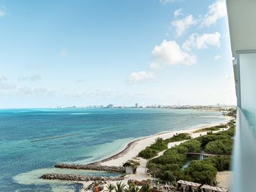 Departamento en Venta en SLS Cancún, Puerto Cancún