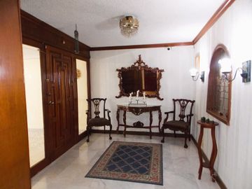 Casa en venta en Ciudad Satélite, Naucalpan, Edo. Méx.