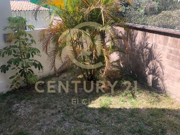 CASA EN VENTA - CLUSTER 10 10 10 EN LOMAS DE ANGELOPOLIS