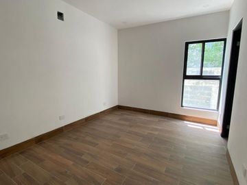 Casa en venta en Cumbres Elite Premier, privada Pirineos