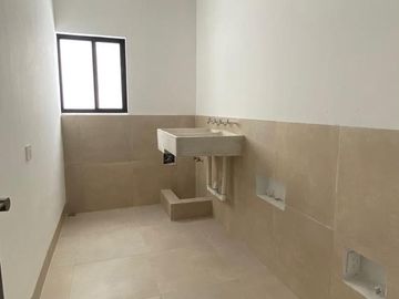 Casa en venta en Cumbres Elite Premier, privada Pirineos