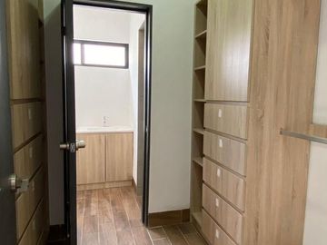 Casa en venta en Cumbres Elite Premier, privada Pirineos