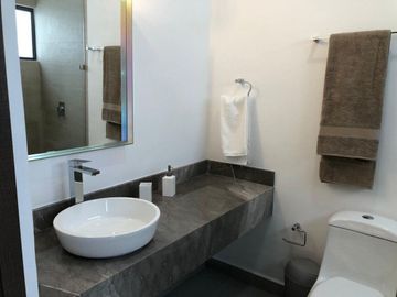 CASA EN VENTA ZONA CUMBRES MONTERREY N.L.