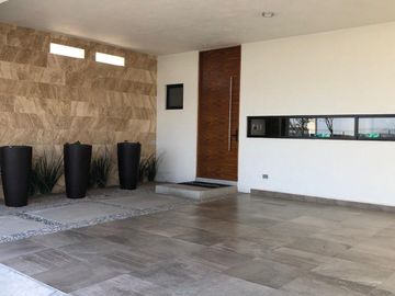 CASA EN VENTA ZONA CUMBRES MONTERREY N.L.