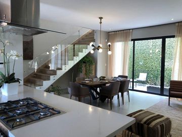 CASA EN VENTA ZONA CUMBRES MONTERREY N.L.