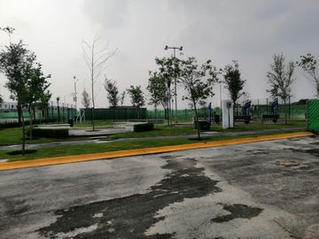 CASA EN VENTA ZONA APODACA