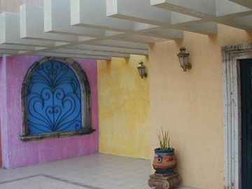 CASA U OFICINA EN VENTA CERRO DEL TESORO TLAQUEPAQUE