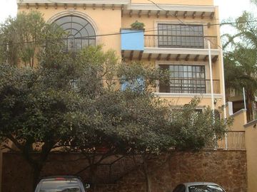 CASA U OFICINA EN VENTA CERRO DEL TESORO TLAQUEPAQUE