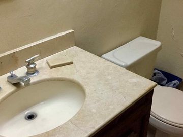 CASA U OFICINA EN VENTA CERRO DEL TESORO TLAQUEPAQUE