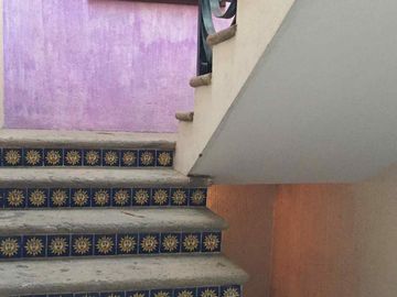 CASA U OFICINA EN VENTA CERRO DEL TESORO TLAQUEPAQUE
