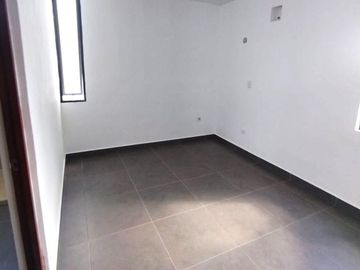 Casa en Praderas de mayab, 3 Rec. y alberca