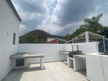 CASA EN AHUATEPEC