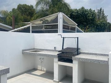 CASA EN AHUATEPEC